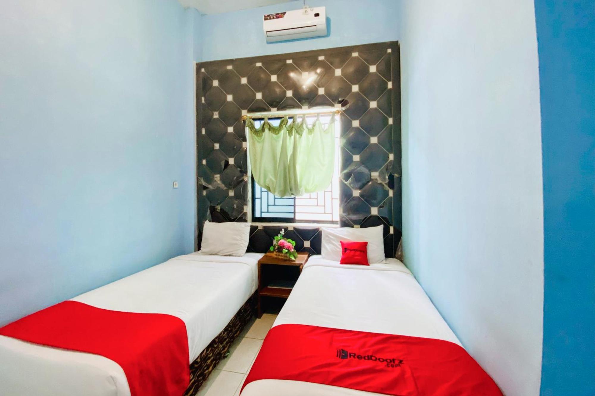 Reddoorz At Star Hill Inn Syariah Tebing Tinggi Rantau Laban Exterior photo