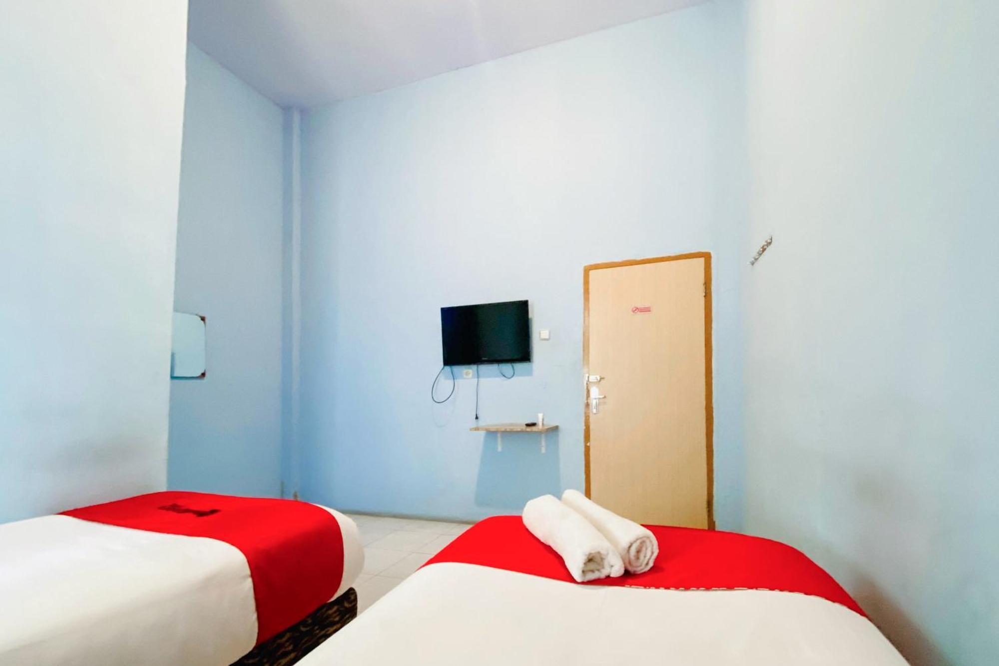 Reddoorz At Star Hill Inn Syariah Tebing Tinggi Rantau Laban Exterior photo