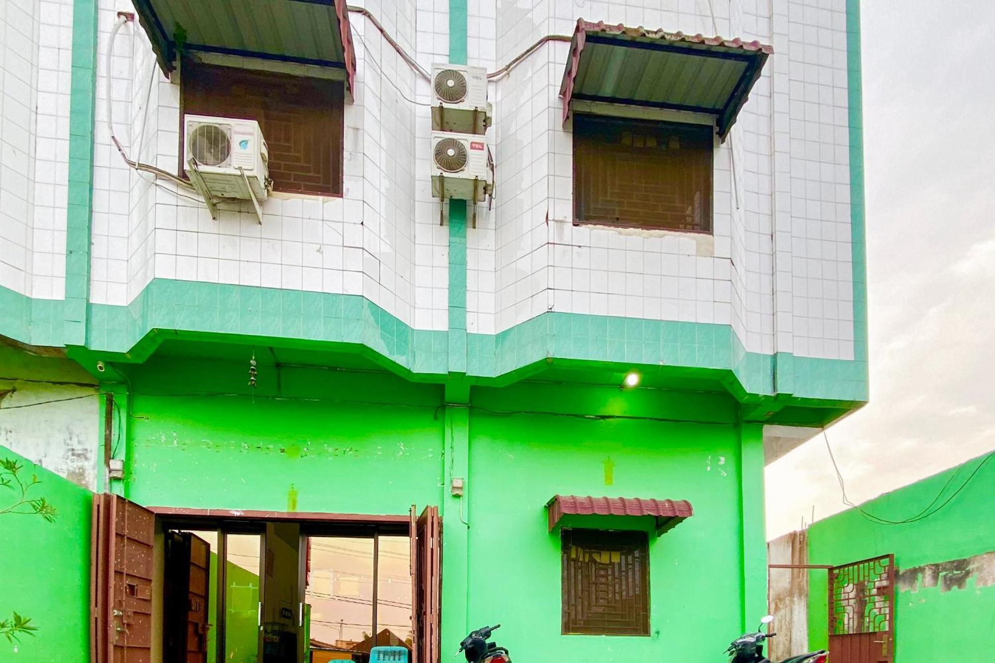 Reddoorz At Star Hill Inn Syariah Tebing Tinggi Rantau Laban Exterior photo