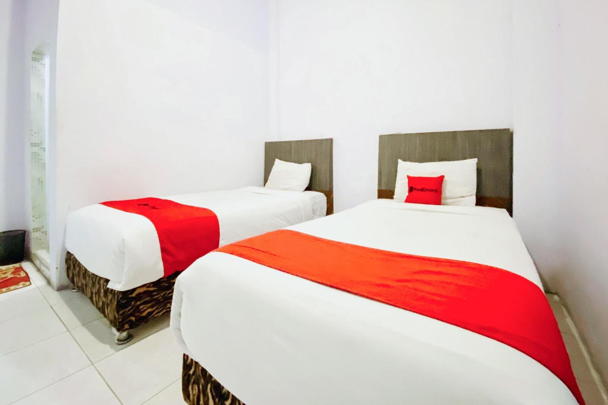 Reddoorz At Star Hill Inn Syariah Tebing Tinggi Rantau Laban Exterior photo