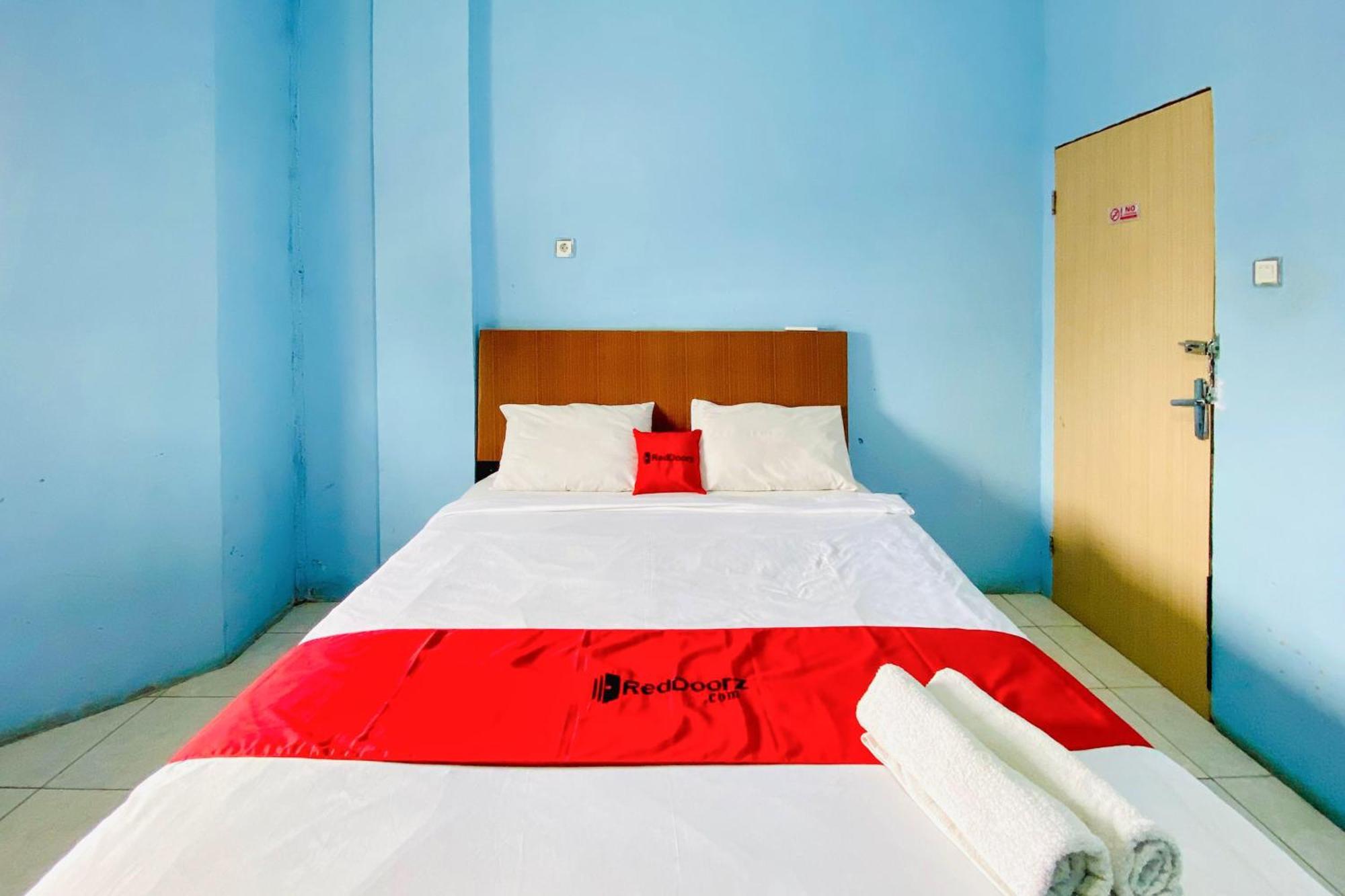Reddoorz At Star Hill Inn Syariah Tebing Tinggi Rantau Laban Exterior photo